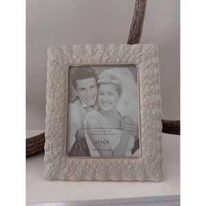 Lenox Portrait Gallery 8x10 Ivory China Floral Embossed Picture Frame Gold Trim